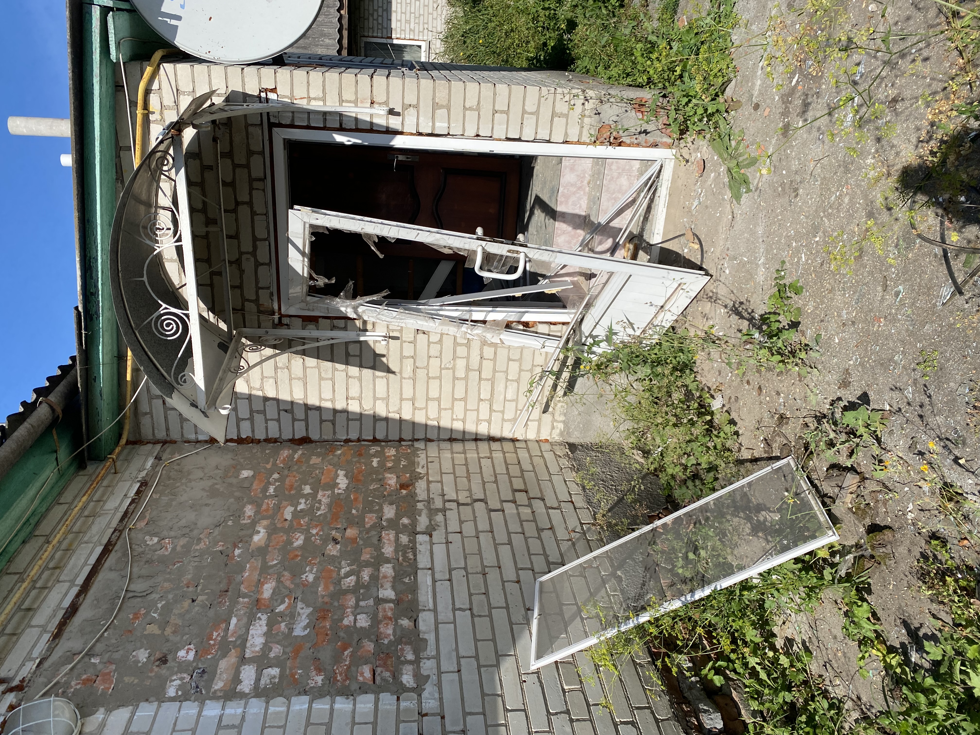 Будинок родини ВПО попав під обстріл