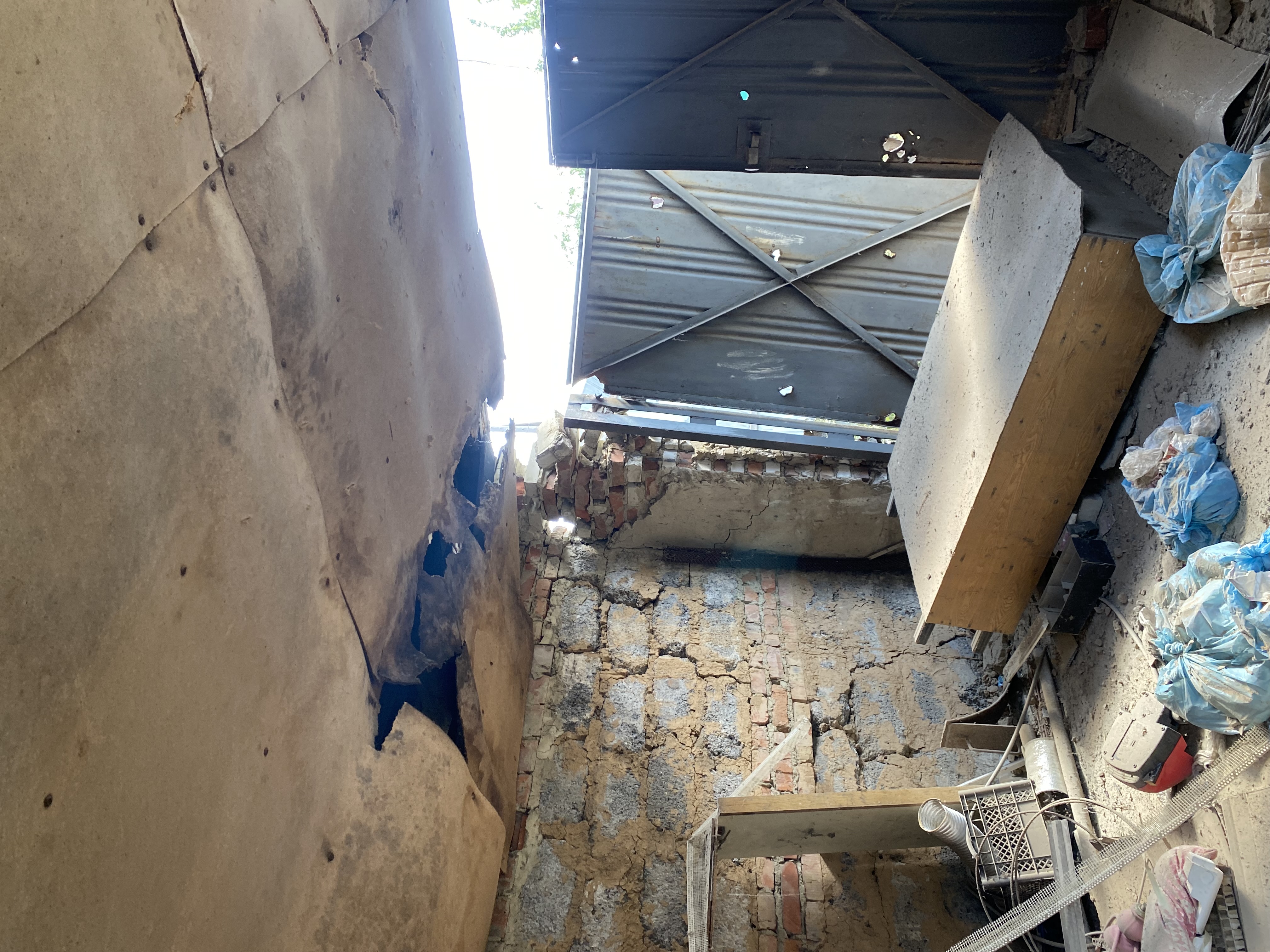 Будинок родини ВПО попав під обстріл