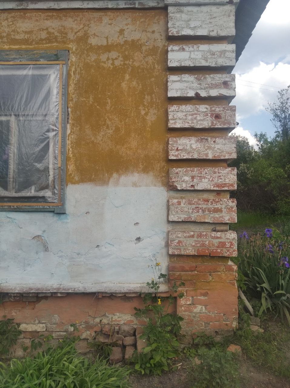 Прикордонне село Миропілля Сумської області потерпає від обстрілів