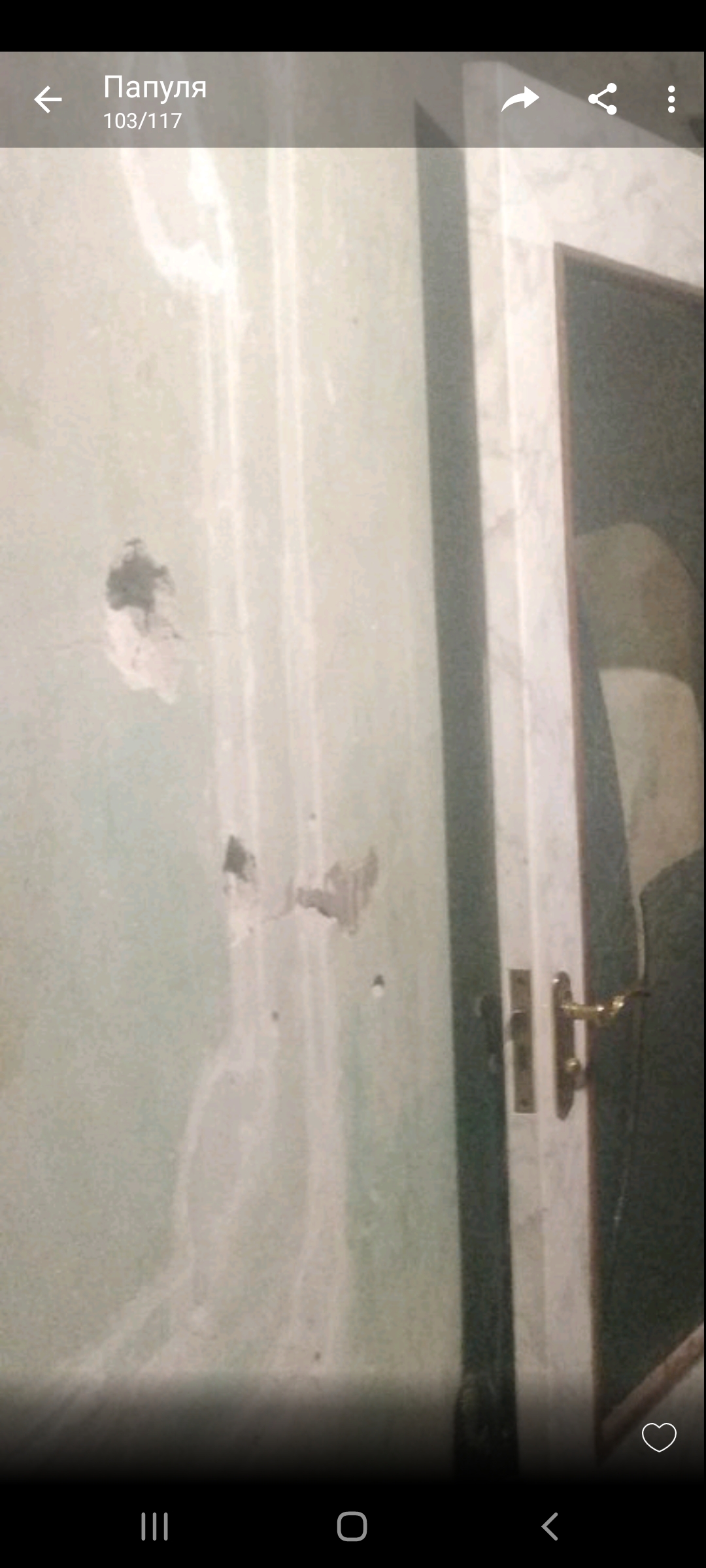 Родина харків’ян була вимушена виїхати з власної квартири через обстріли