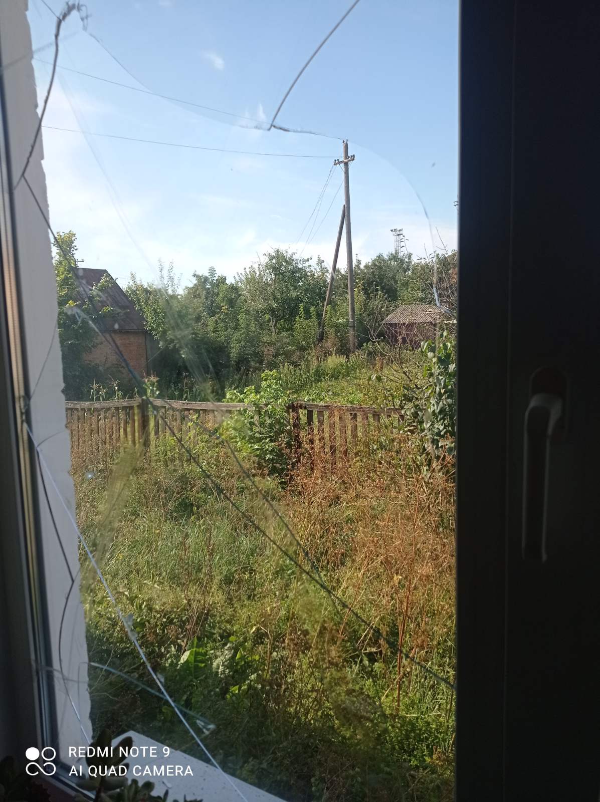 Будинок родини з Сумщини потрапив під обстріл