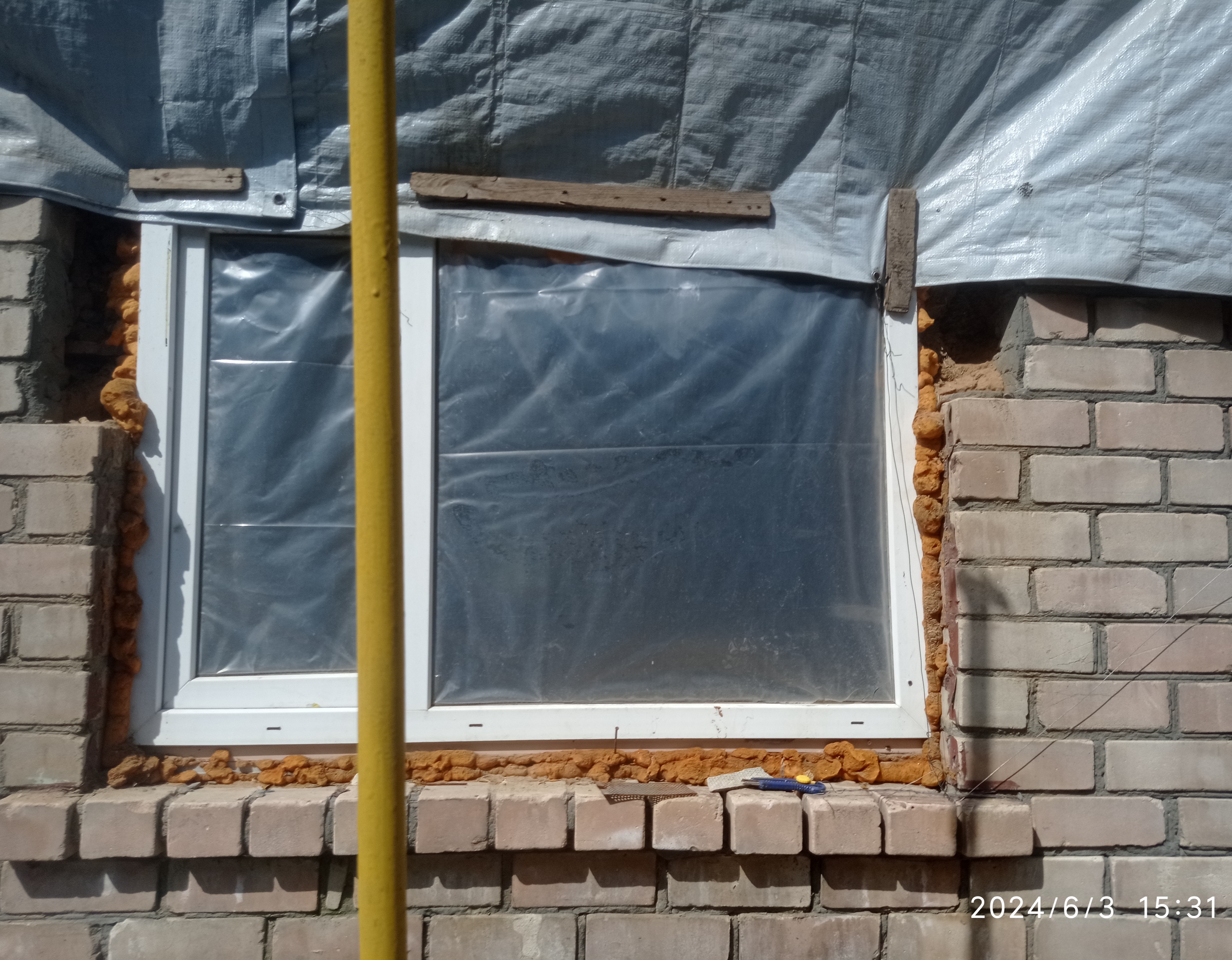 Снаряд розірвався в одній із кімнат будинку родини з Херсонщини