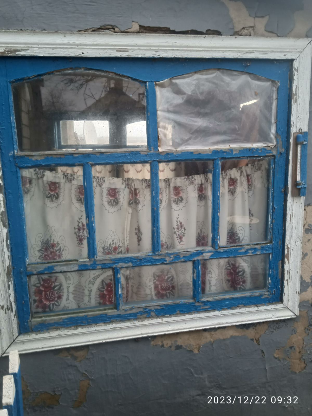 В будинок на Херсонщині, де мешкають жінки з інвалідністю, потрібні вікна та двері