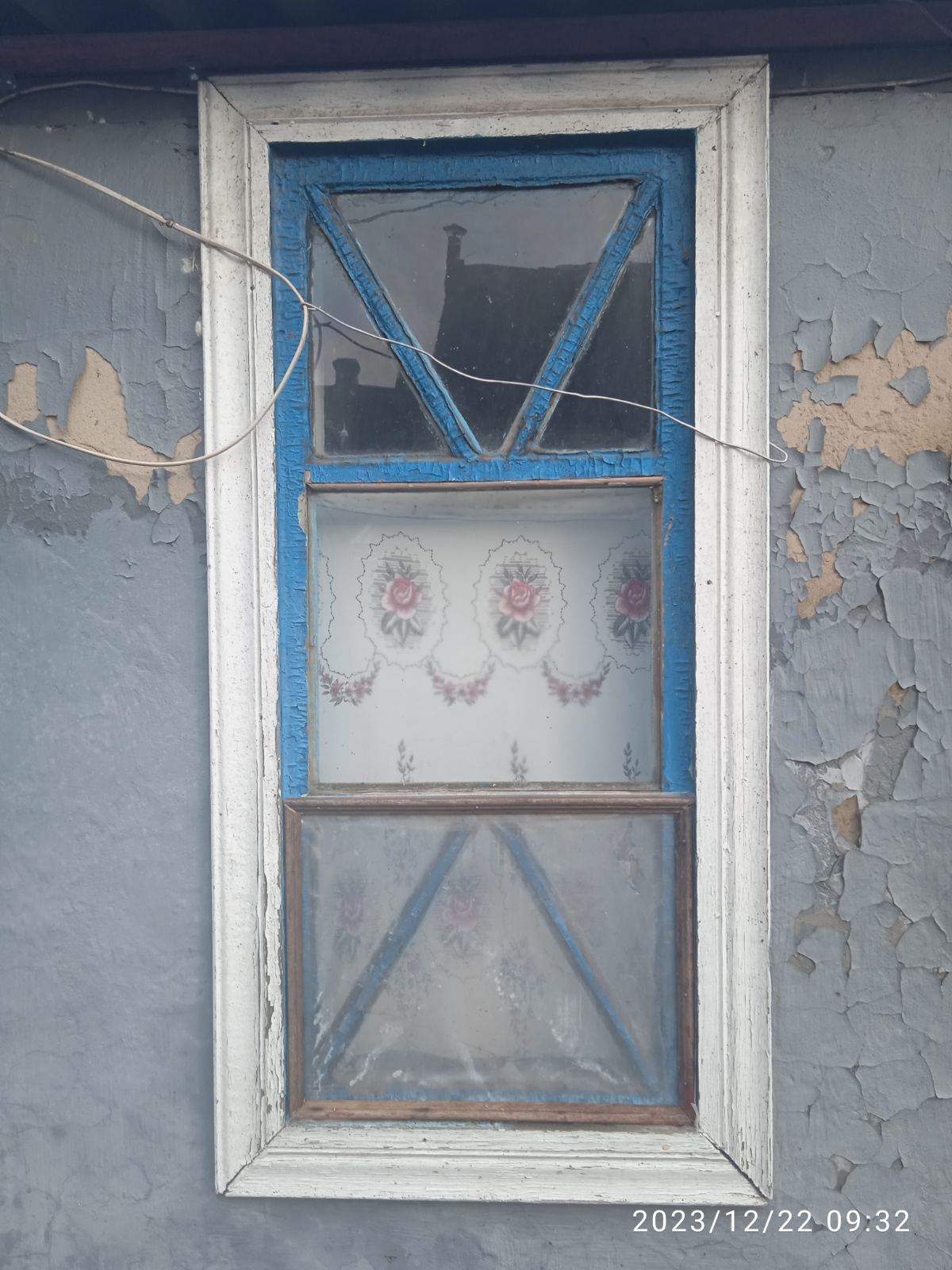 В будинок на Херсонщині, де мешкають жінки з інвалідністю, потрібні вікна та двері