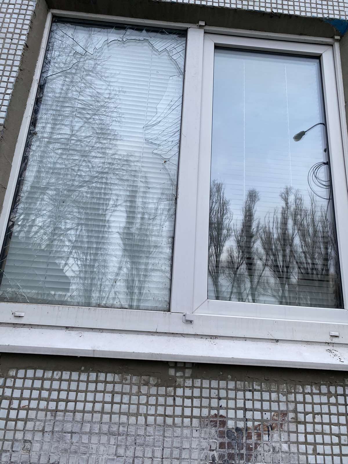 Сім'я з чоловіком з інвалідністю та маленькою дитиною потребує допомоги у заміні вікон