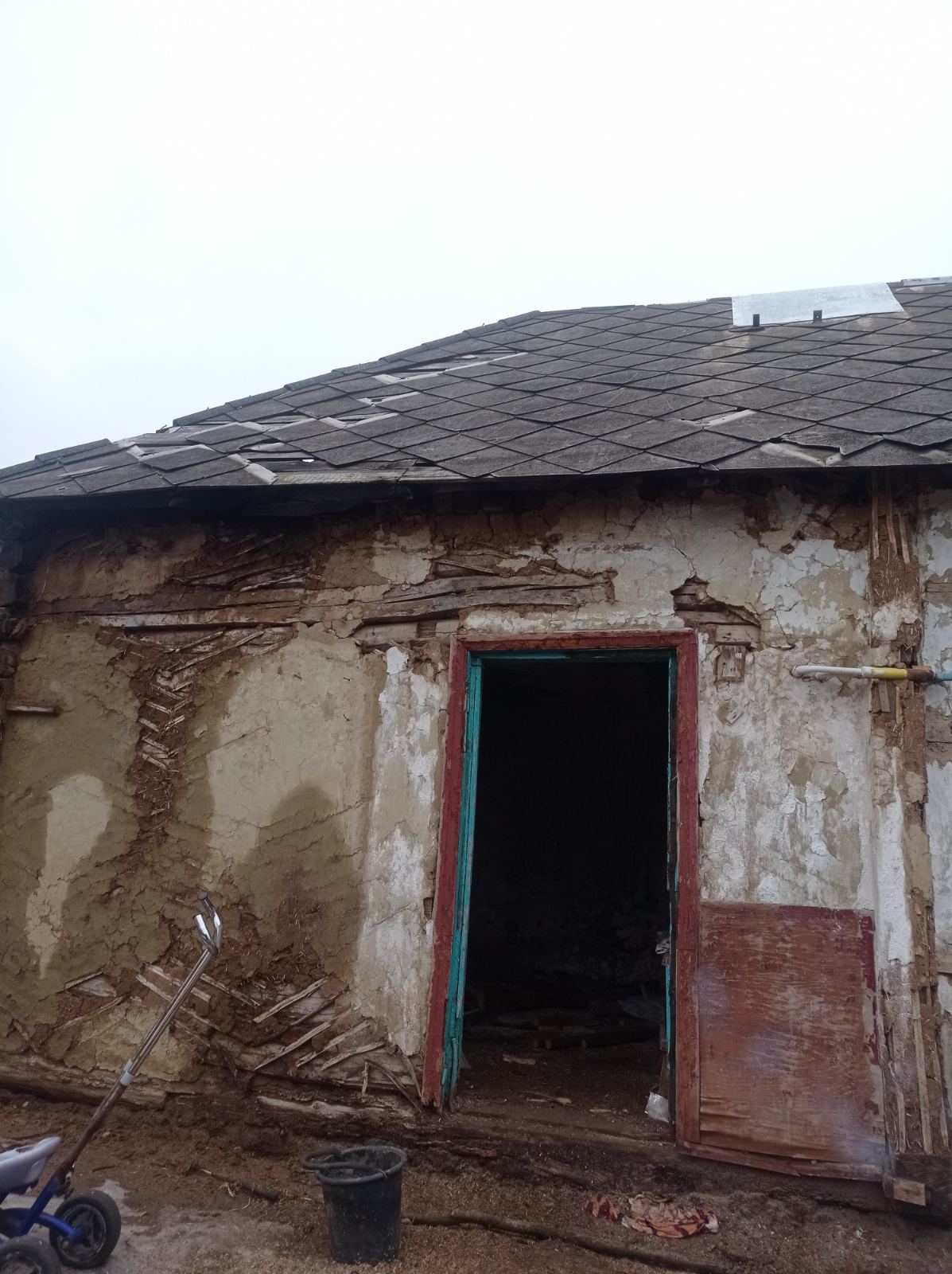 Місто Тростянець на Сумщині шалено обстрілювалось росіянами під час окупації 