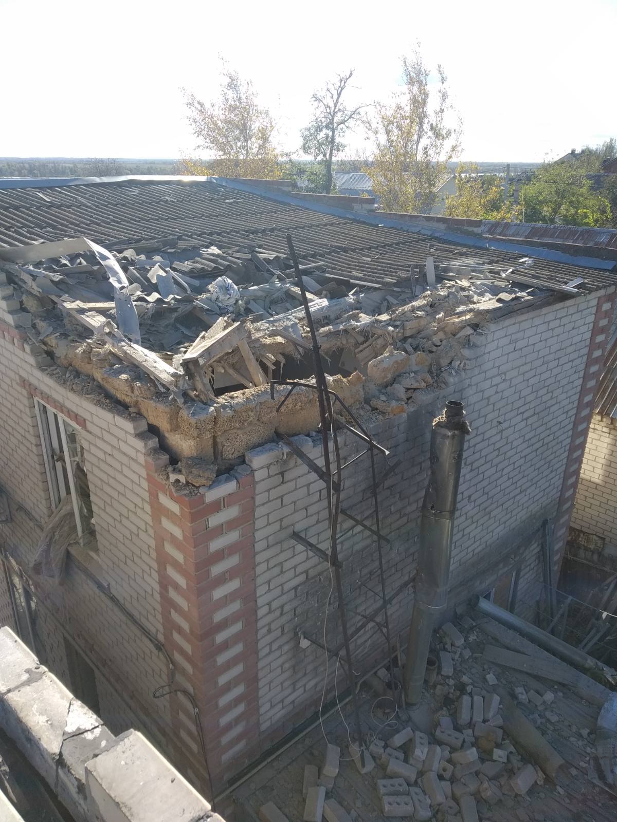 Літня пара з Херсону потребує допомоги у відновленні будинку