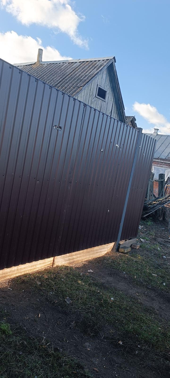 Мамі-одиначці з інвалідністю було пошкоджено будинок