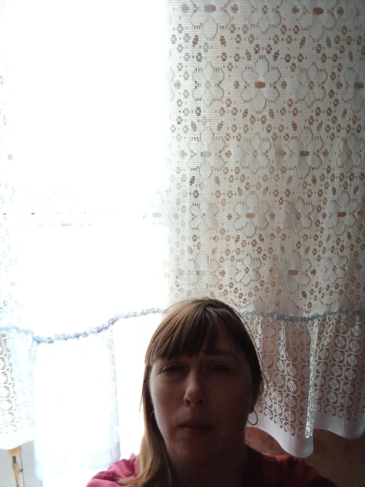 В квартирі не залишилось жодного вікна - родина з Херсону потребує допомоги