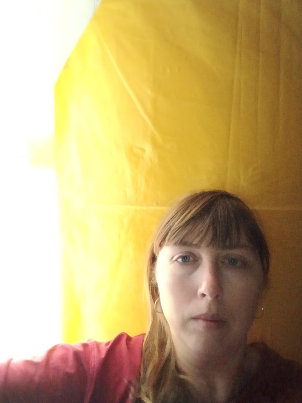 В квартирі не залишилось жодного вікна - родина з Херсону потребує допомоги