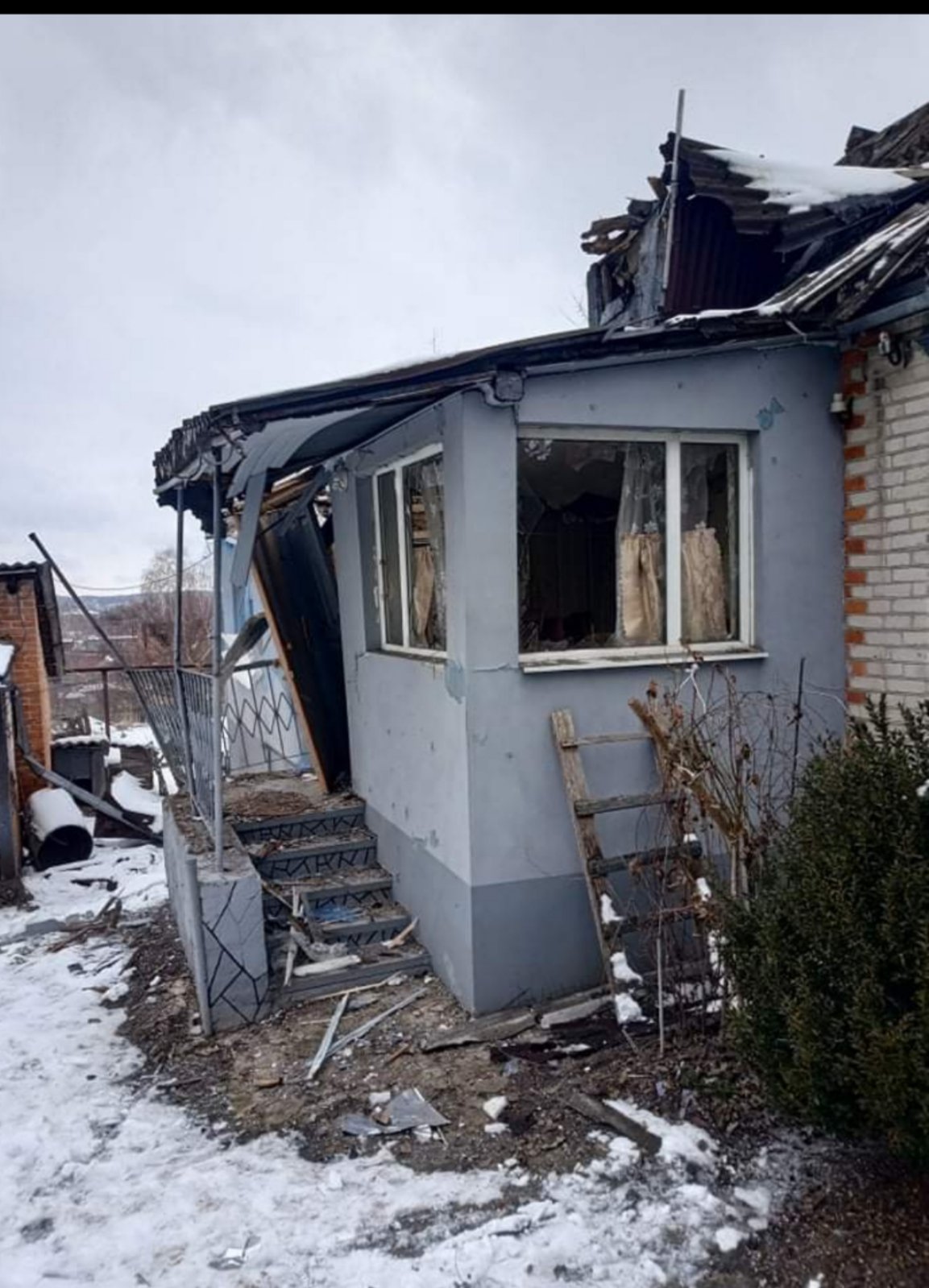 Обстріл зруйнував мрію подружжя з Тростянця