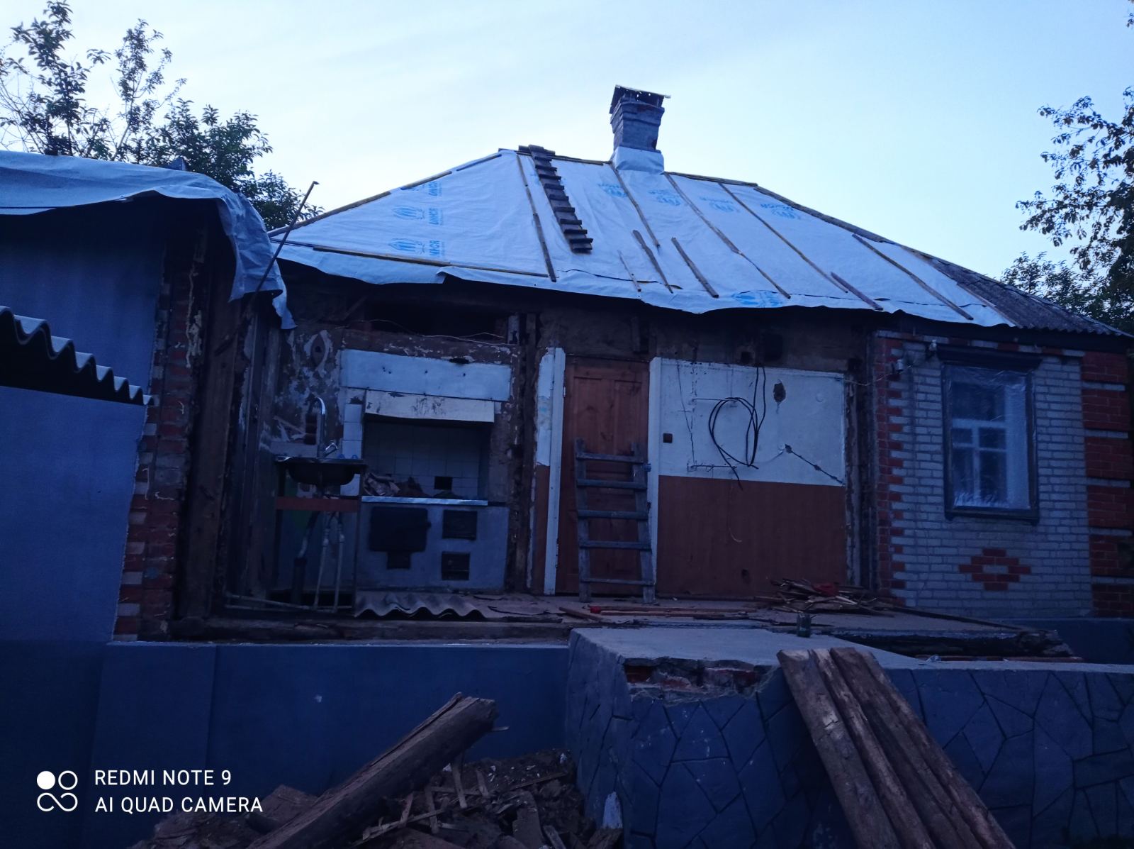 Обстріл зруйнував мрію подружжя з Тростянця