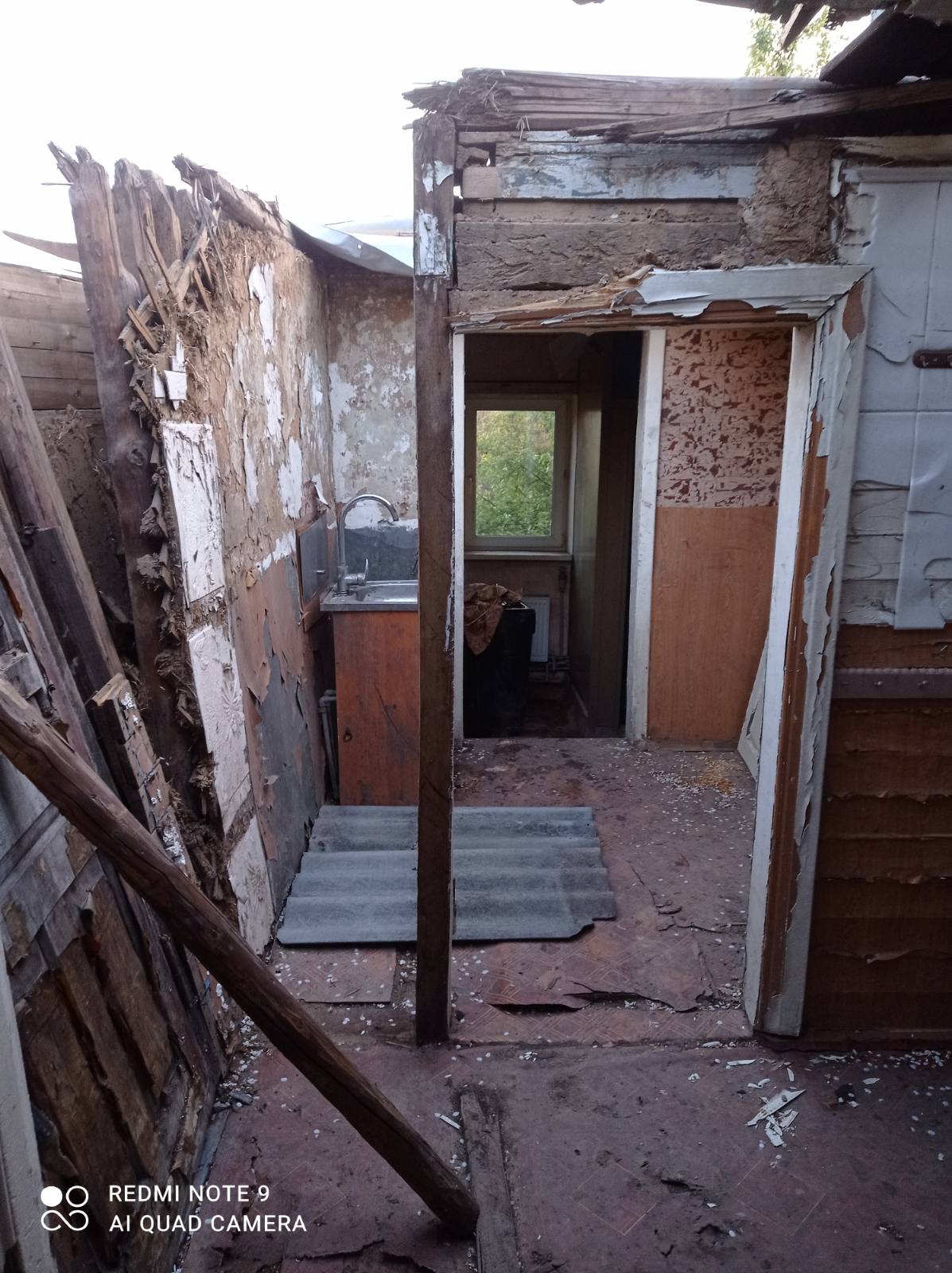 Обстріл зруйнував мрію подружжя з Тростянця