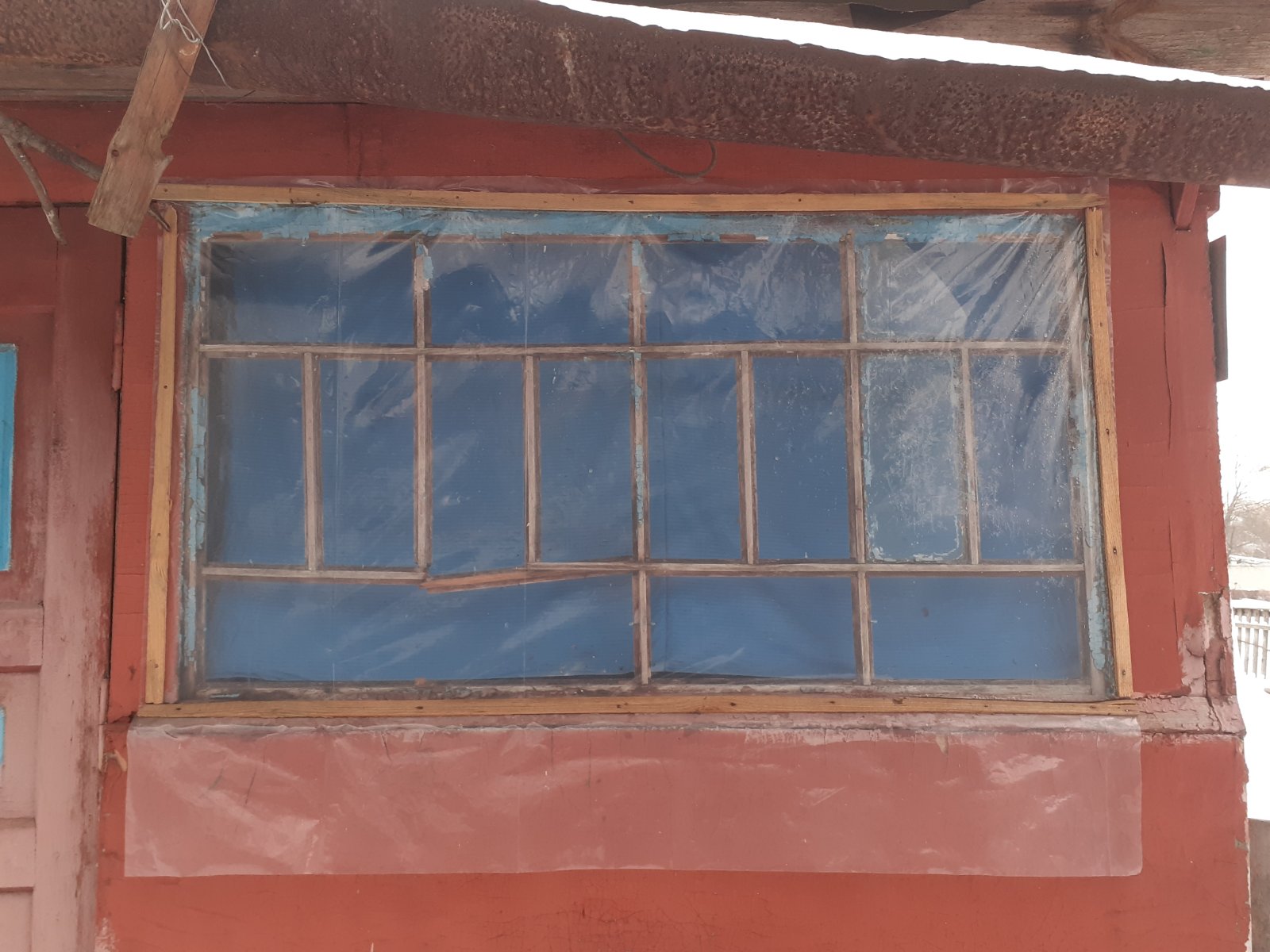 Обстріл пошкодив дім родини Куриленко