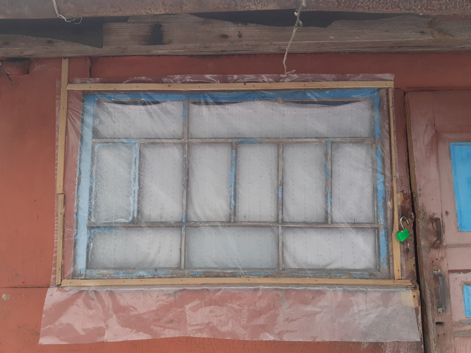 Обстріл пошкодив дім родини Куриленко