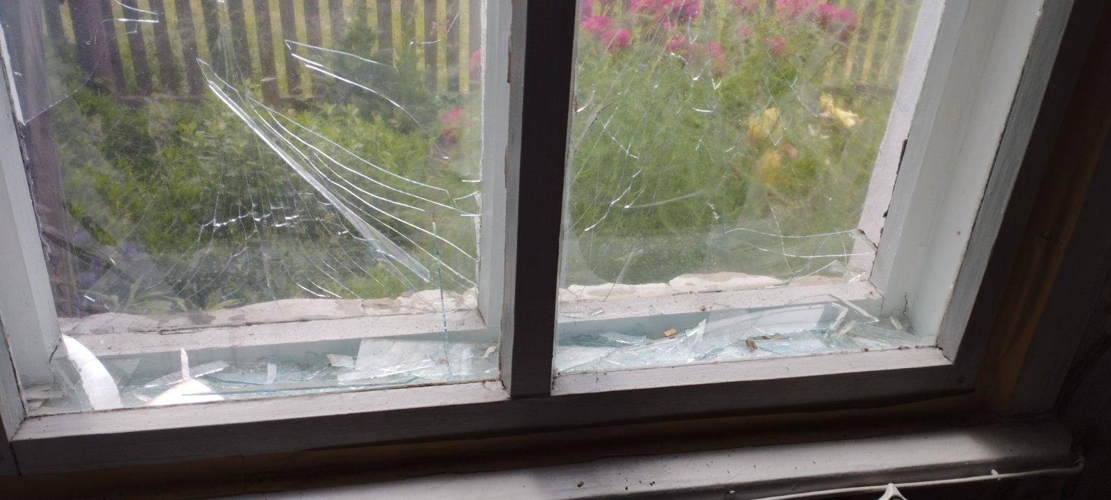 Будинок пенсіонерки з Сумщини потерпав від обстрілів 3 рази