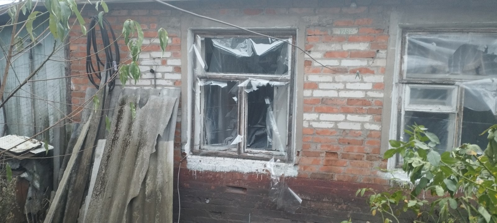 Будинок пенсіонерки з Сумщини потерпав від обстрілів 3 рази