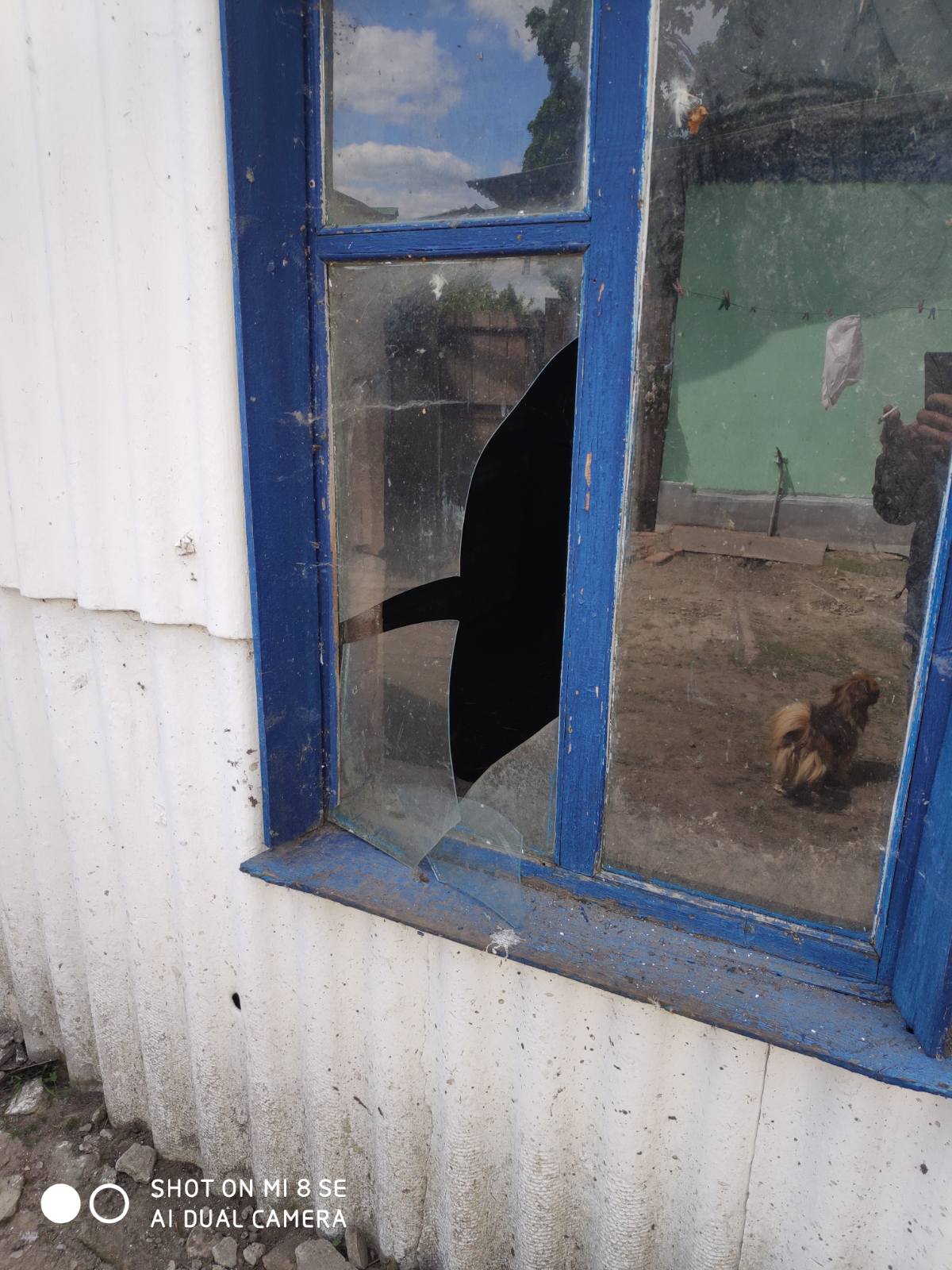 Родина, яка мешкає за 4 кілометри від ворога, просить допомоги